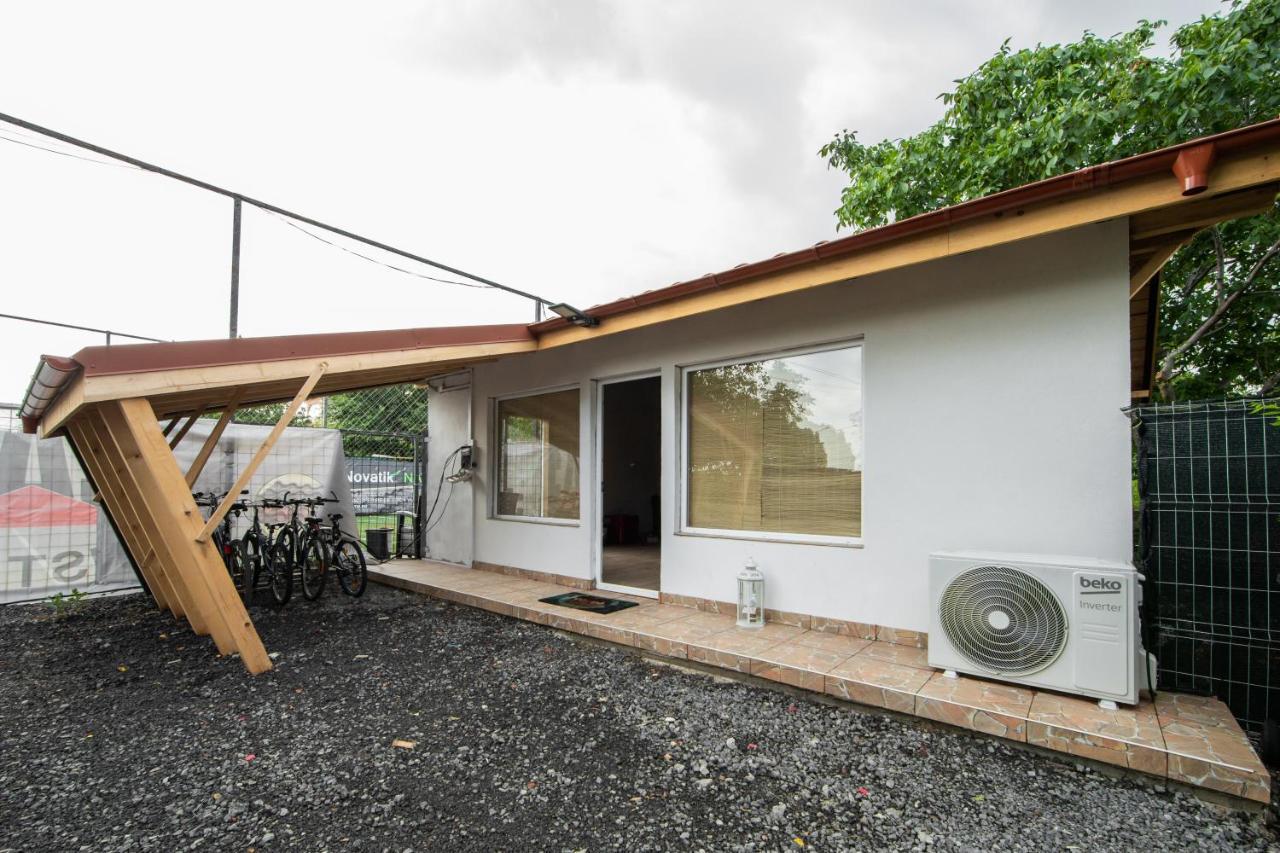 Casa Arcadia 1 Piscina,Jacuzzi, Sauna Buzău Exteriör bild