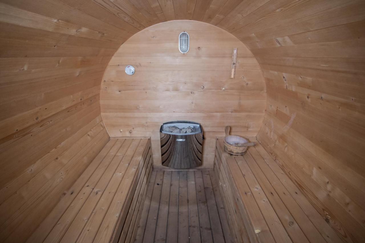 Casa Arcadia 1 Piscina,Jacuzzi, Sauna Buzău Exteriör bild